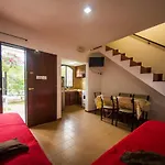 Divi Divi Apart