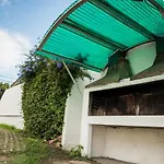 Divi Divi Apart