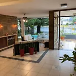 York Hotel