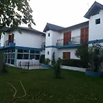 Hotel 27 De Abril