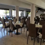 Hotel Center