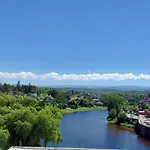 Francismar - Calido Depto. Centro Carlos Paz