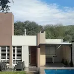 Casa con Pileta y Parrilla, con todas las comodidades a 10 min de Villa Carlos Paz.