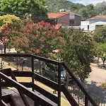 Dpto para 2 personas con cochera, EXCELENTE UBICACIÓN!