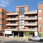 Avis Departamentos Peatonal