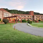 Pinares del Cerro Resort&Suites