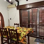 Casa Centro Con Pileta Y Cochera Solo Familia