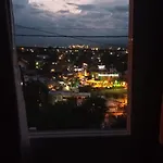 El Mirador Del Atardecer Con Vista A Las Altas Cumbres