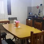 Chalet Con Parque A 6 Cuadras Del Centro