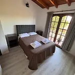Duplex Con Patio Y Asador Buena Ubicacion