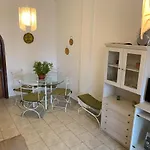Depto GABIOLA - SOLO FAMILIAS -hasta para 4 pers- EXCELENTE UBICACION!