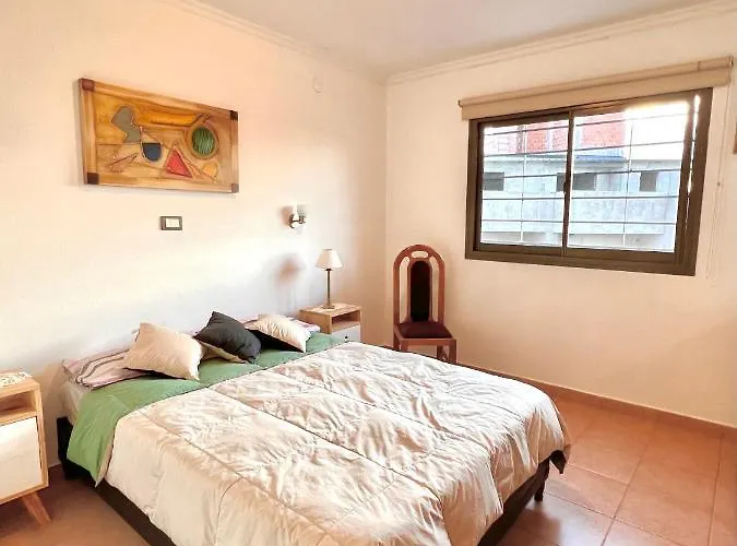 Departamento céntrico con cochera a metros del teatro Luxor