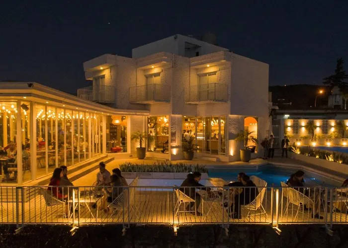 Santa Cecilia Boutique