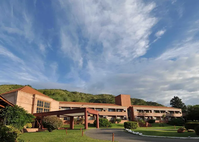 Pinares del Cerro Resort&Suites