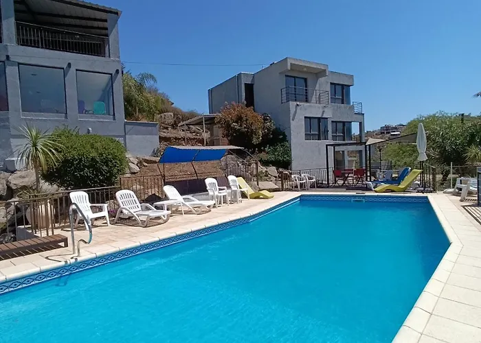 Complejo Refugio Playa Perelli