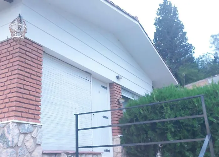Chalet De Montana A 8 Cuadras Del Centro De Carlos Paz Con Pileta De 9 X 4