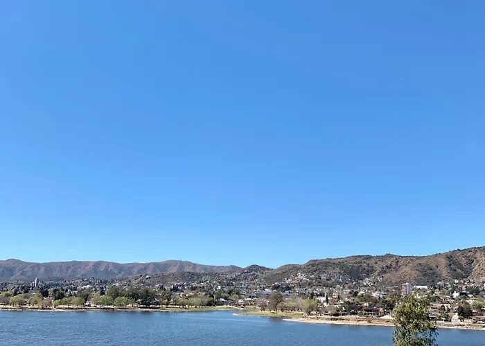 Casas San Roque Lake