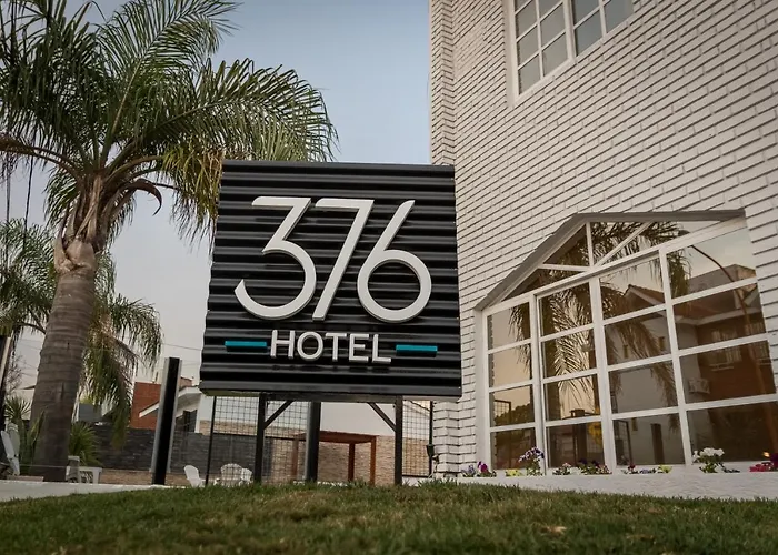 Hotel 376