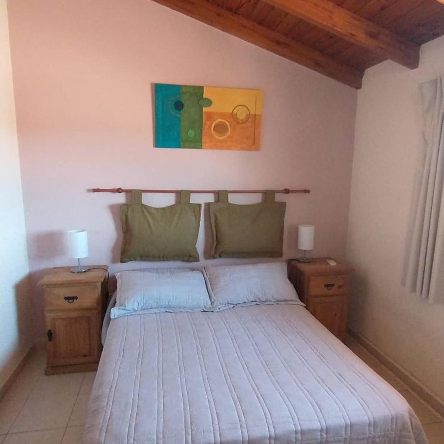 Duplex A Mts Del Rio Con Aire Acond Сasa de vacaciones *