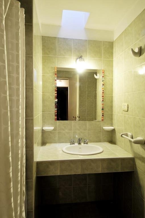 Hotel Canton De Las Sierras 2*