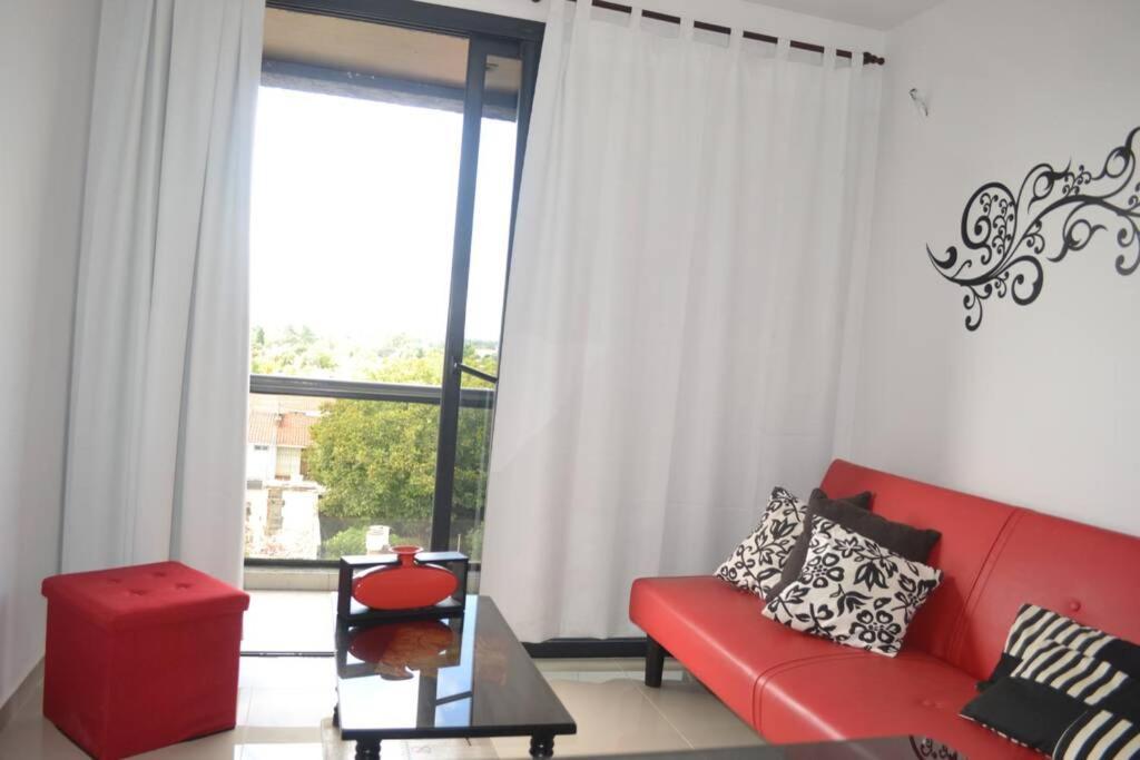 Amplio Dto Nuevo Con Pileta. Villa Carlos Paz