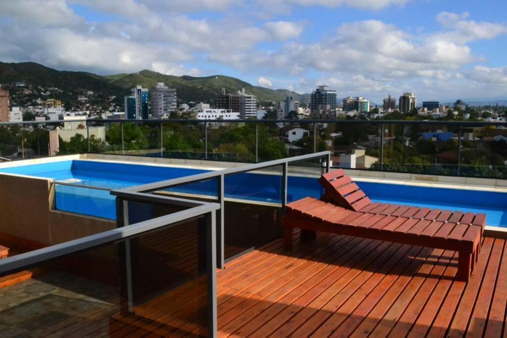 Apartamento Amplio Dto Nuevo Con Pileta. *