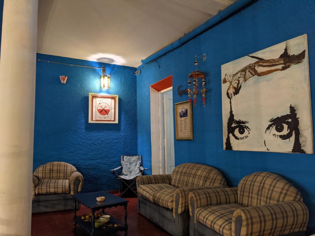 Hostal Blau *