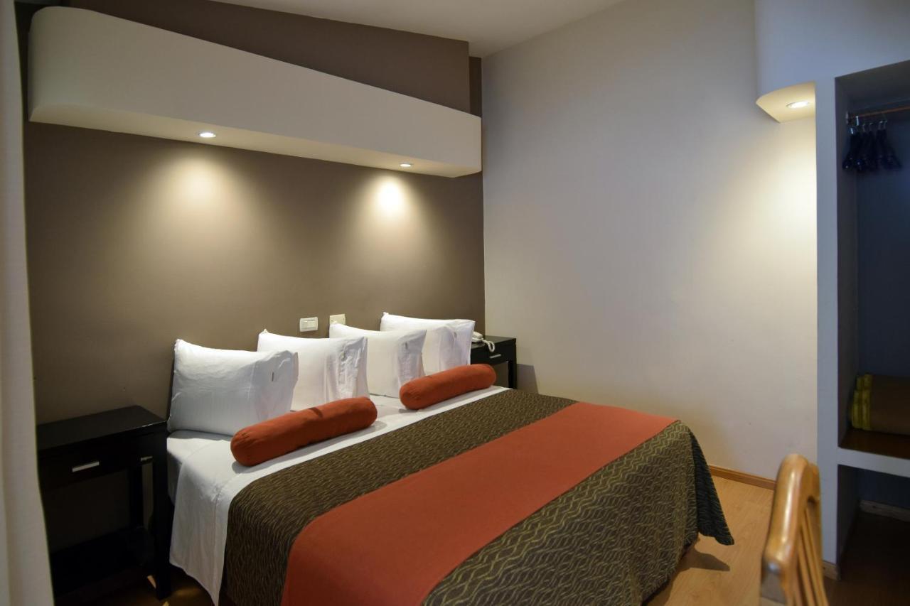 Piazza Hotel Villa Carlos Paz