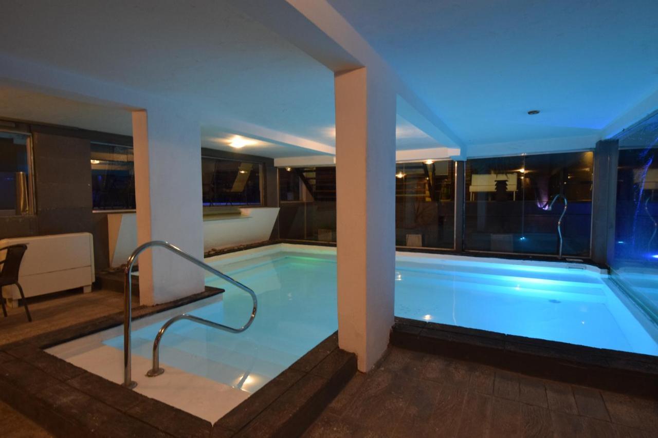 Piazza Hotel 2*