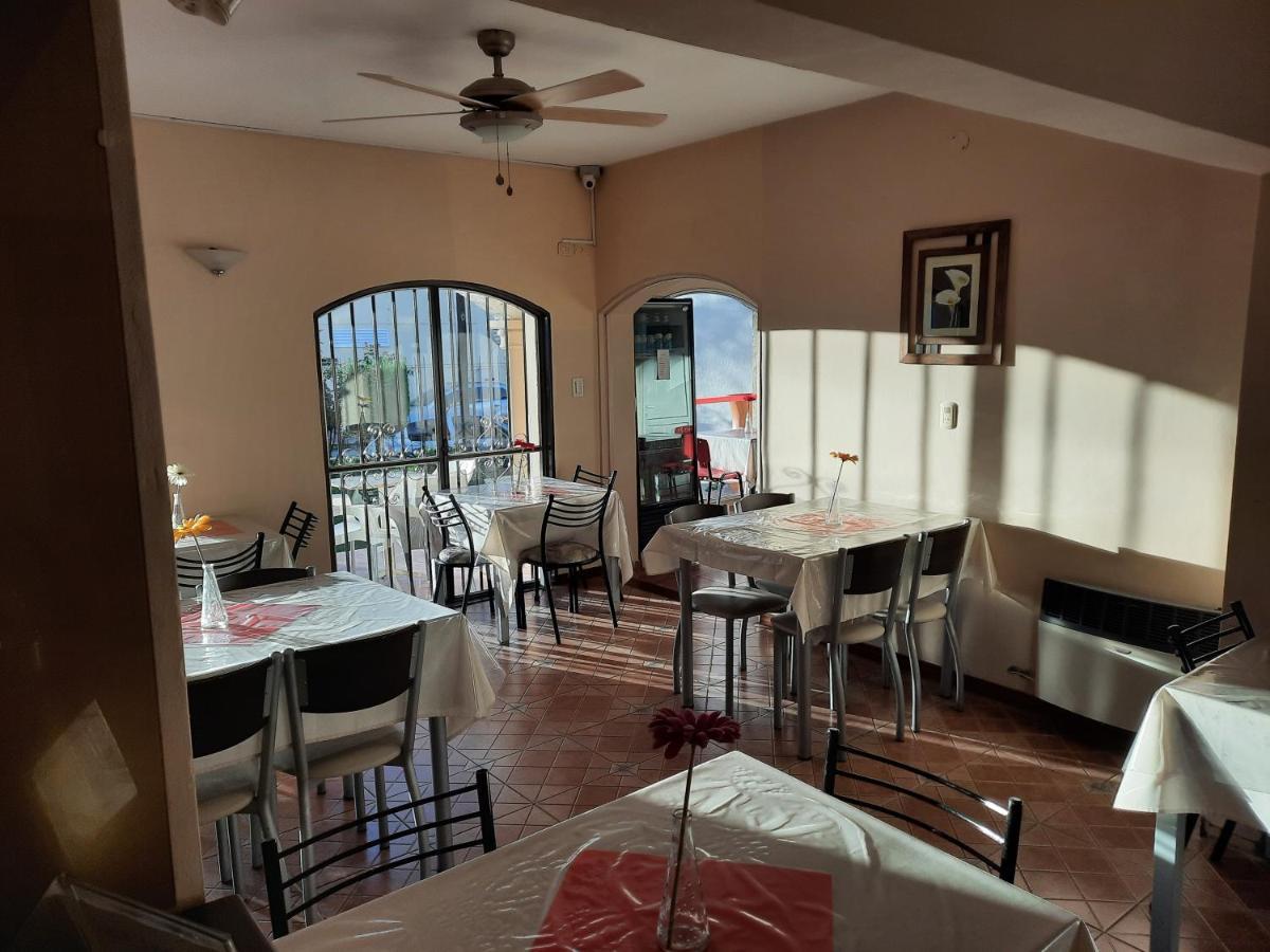 Gala Hotel 3*