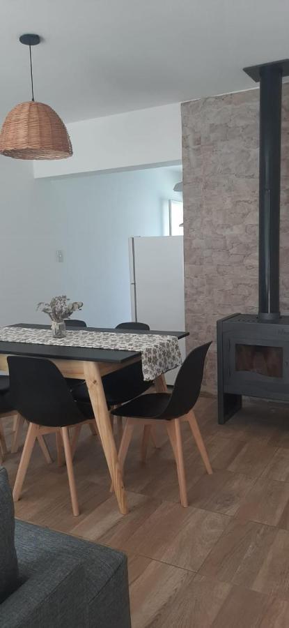 Сasa de vacaciones Casa Con Pileta Y Parrilla, Con Todas Las Comodidades A 10 Min De Carlos Paz. *