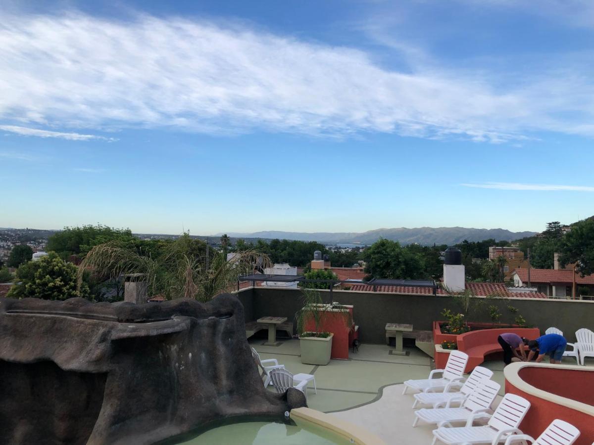Naranjos Apartahotel *
