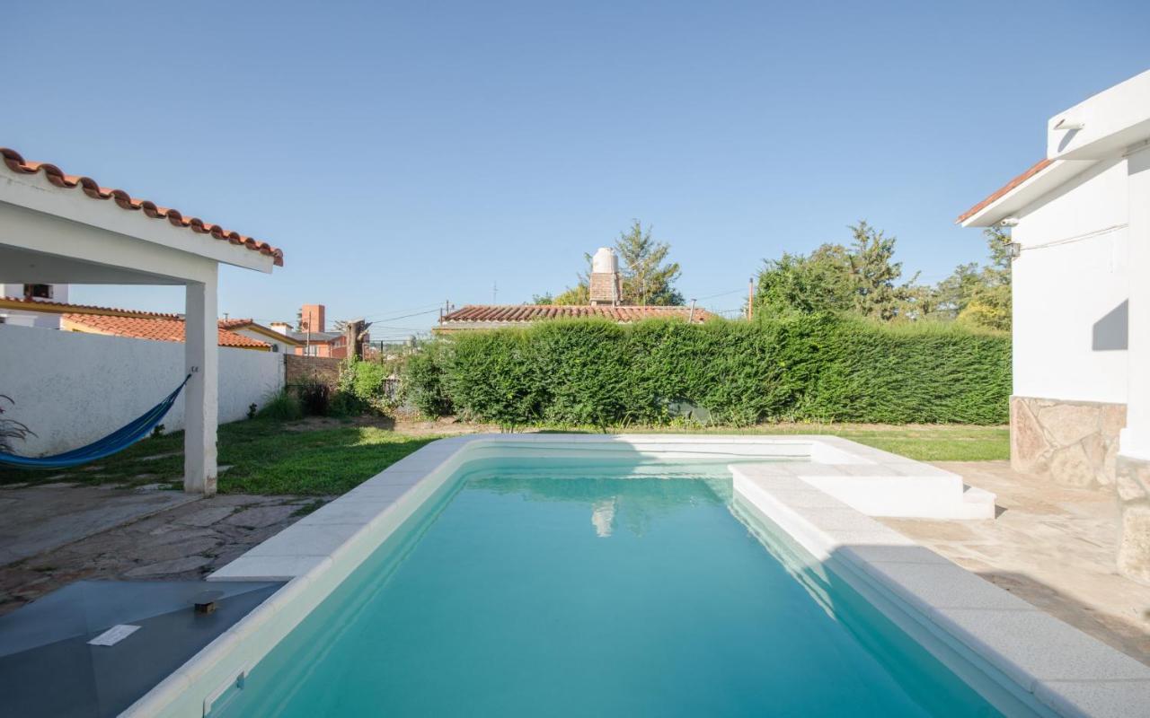 Сasa de vacaciones Casa En Carlos Paz Con Pileta Exclusiva , Quincho Con Asador Y Jardín A Pasos Del Centro Villa Carlos Paz