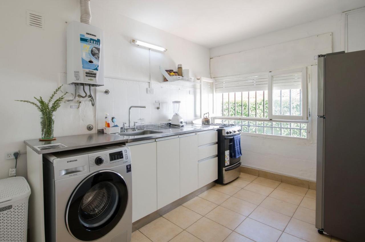 Сasa de vacaciones Casa En Carlos Paz Con Pileta Exclusiva , Quincho Con Asador Y Jardín A Pasos Del Centro *