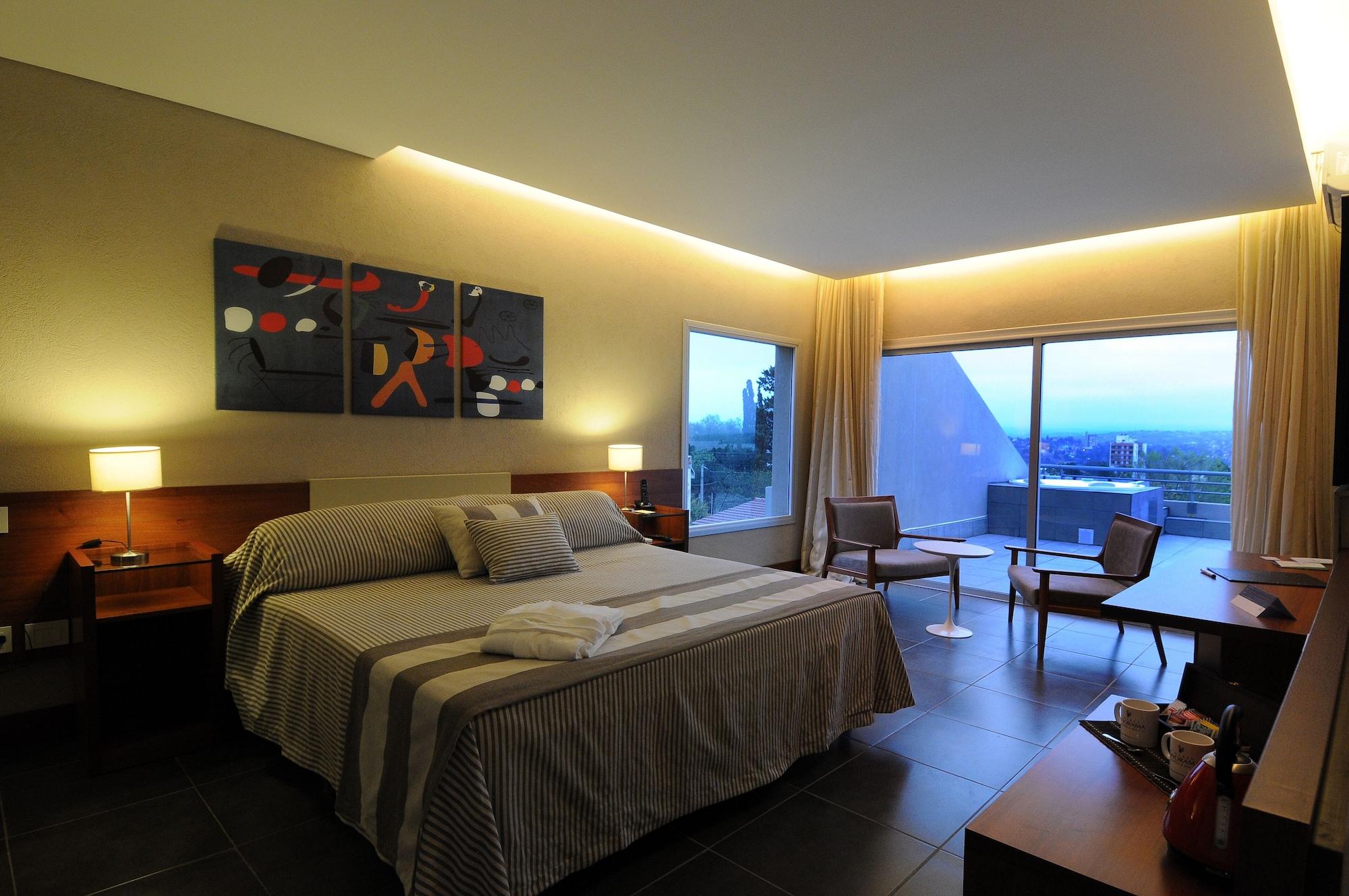 Pinares Panorama Suites, & Convention Center Hotel