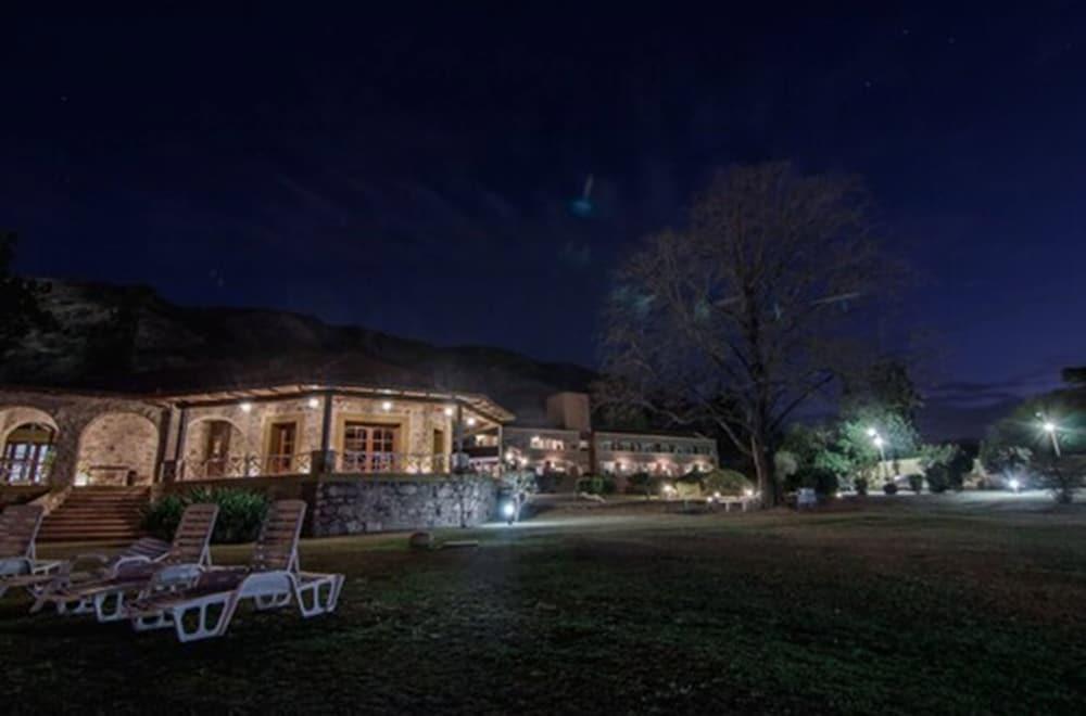 Hotel Pinares Del Cerro Resort&suites Villa Carlos Paz