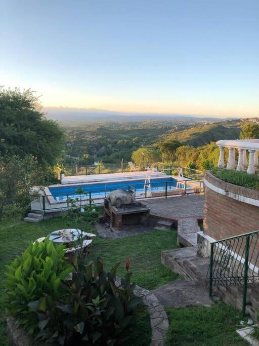 Casa Con Vista A Sierras
