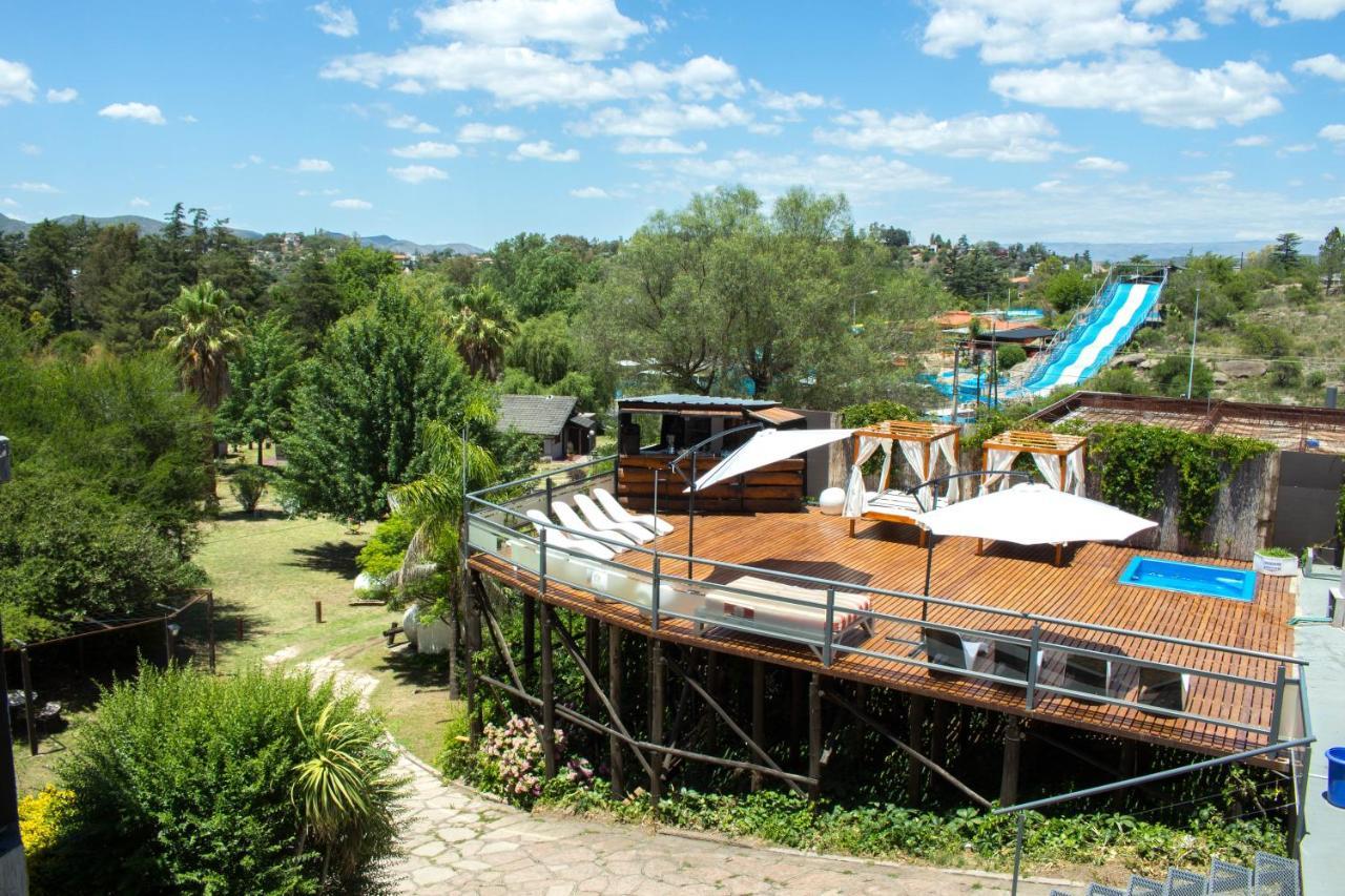 Hotel Capri Y Villa Carlos Paz