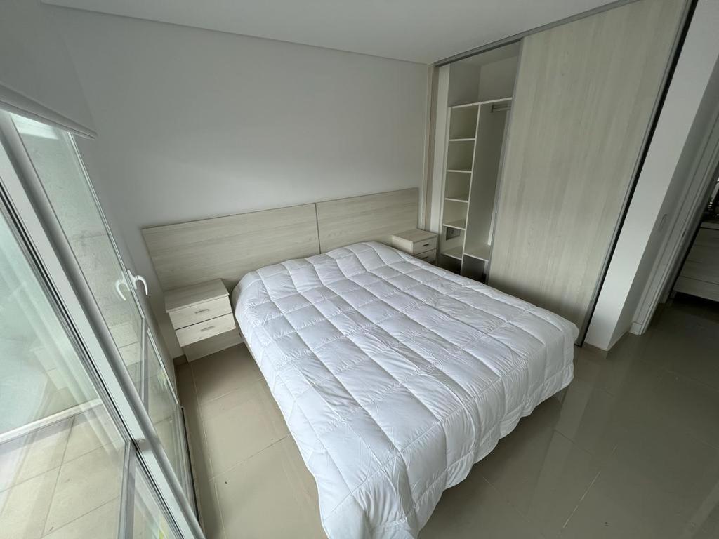 Torre Leonardo I Apartamento *