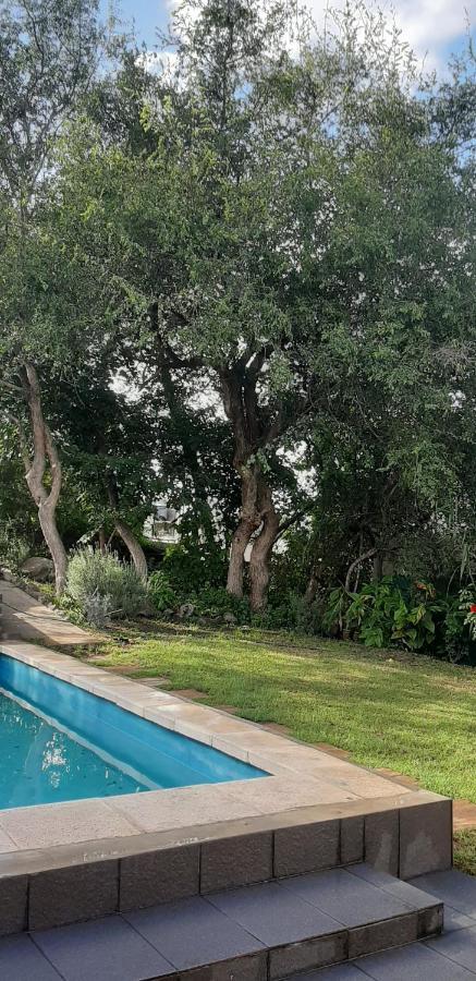 Casa Con Pileta Y Parrilla, Con Todas Las Comodidades A 10 Min De Carlos Paz.