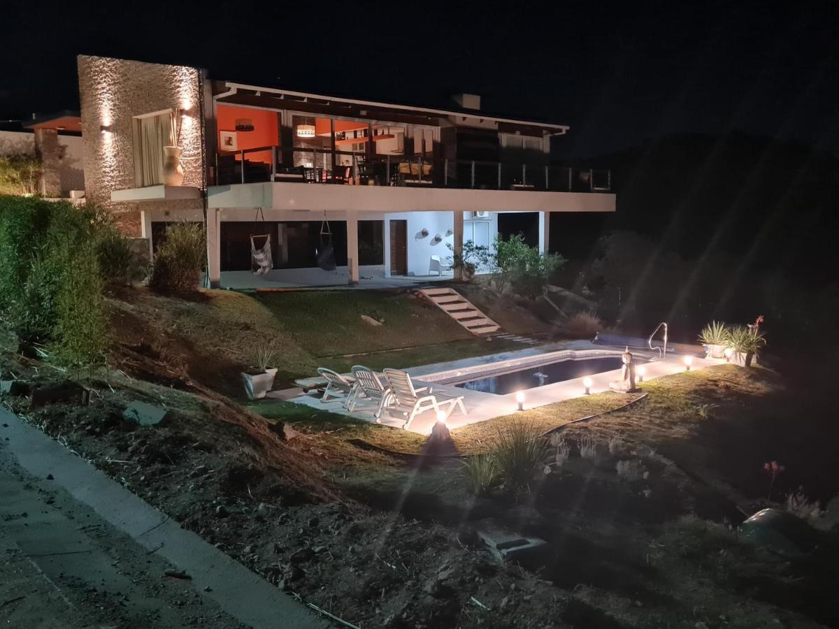 Casa De Montaña - Carlos Paz Chalet *