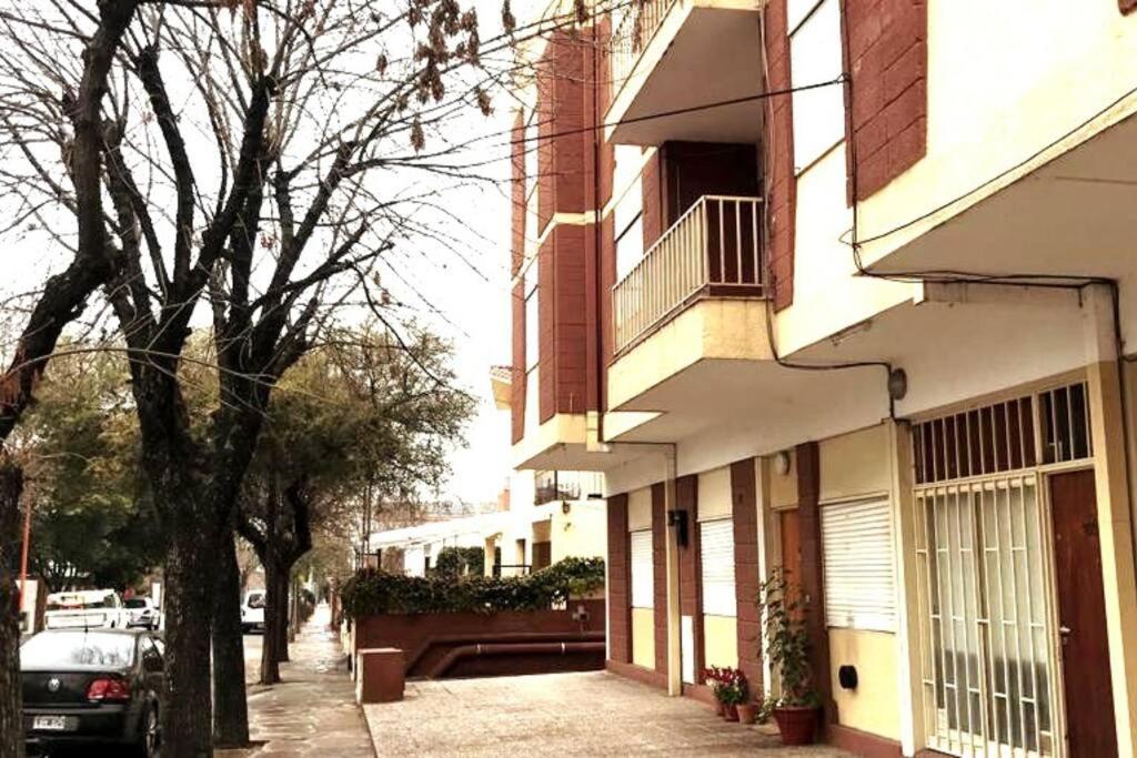 Calido Loft Con Pileta Cerca Del Centro. *