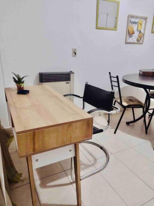 Apartamento Calido Loft Con Pileta Cerca Del Centro.