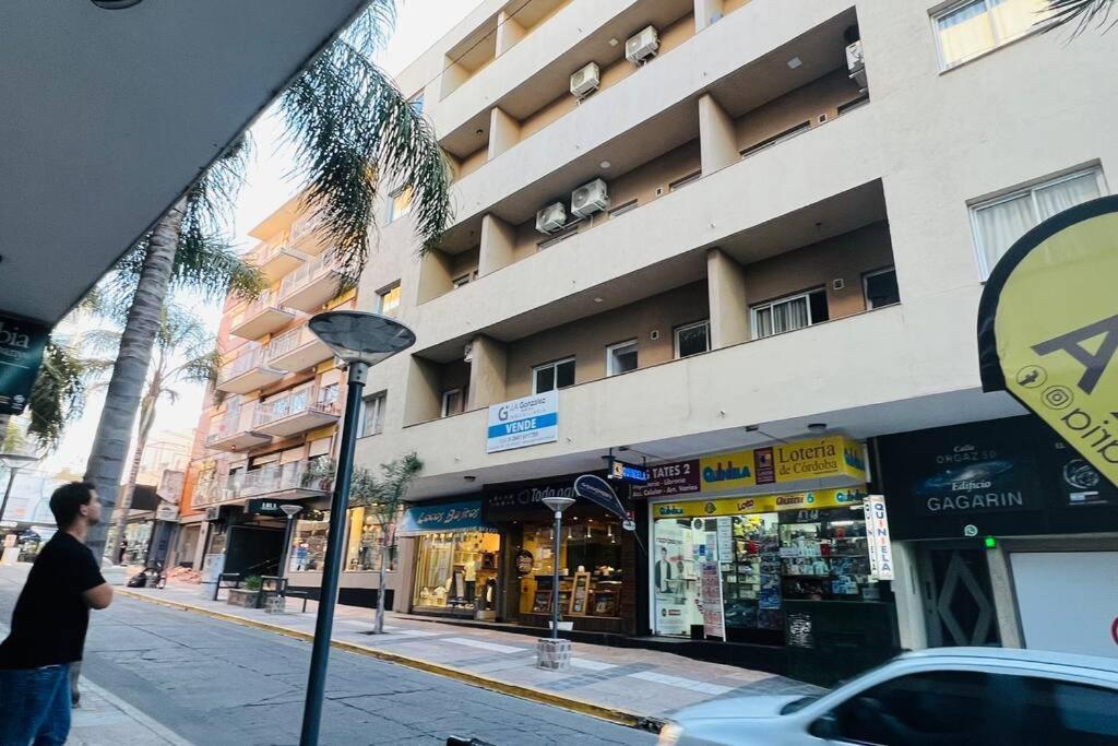 Apartamento Departamento En La Peatonal Con Balcon Villa Carlos Paz