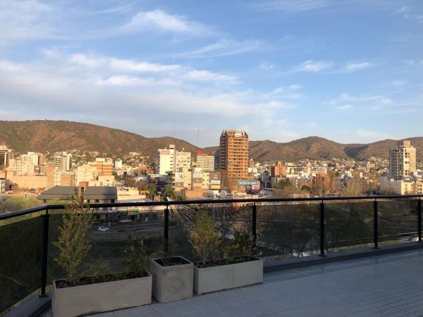 Edificio Veneto Iv - Departamento De Un En Centro *