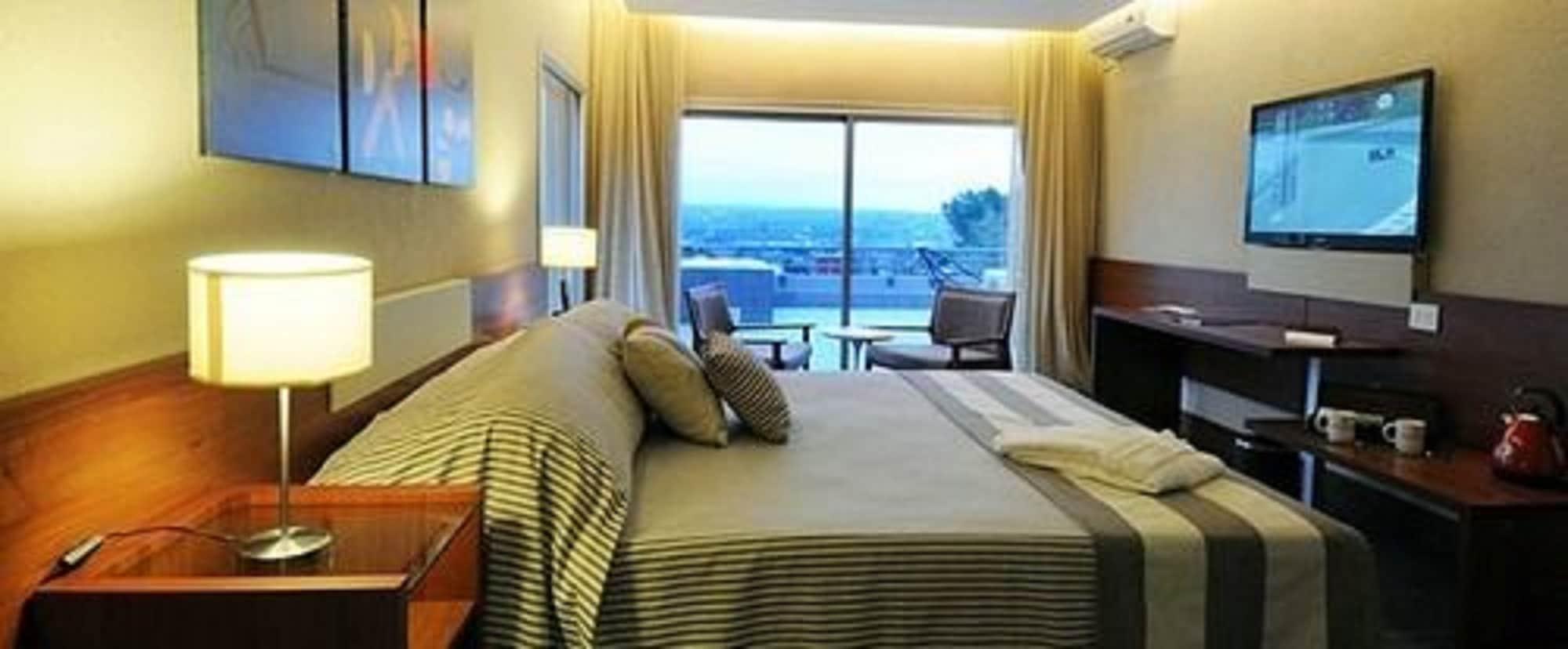 Pinares Panorama Suites, & Convention Center 4* Villa Carlos Paz