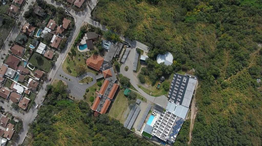 Pinares Panorama Suites, & Convention Center Hotel 4*