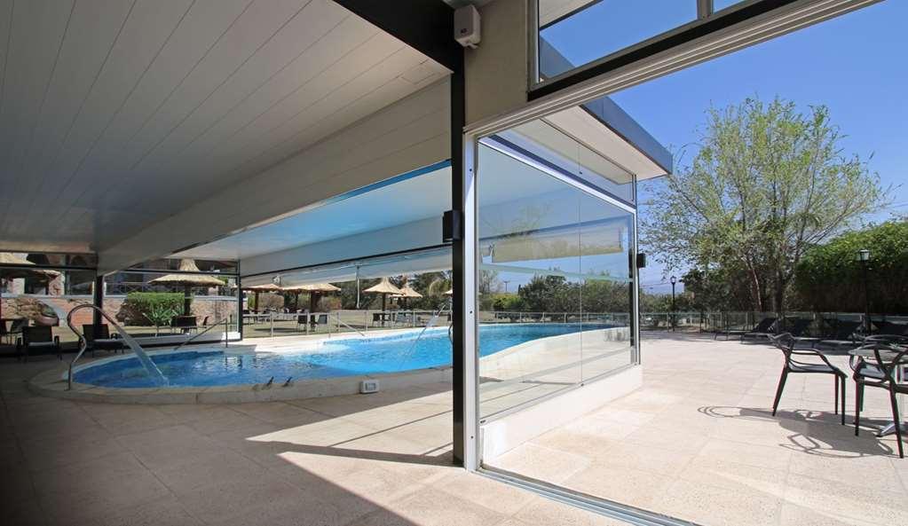 Pinares Panorama Suites, & Convention Center Hotel 4*