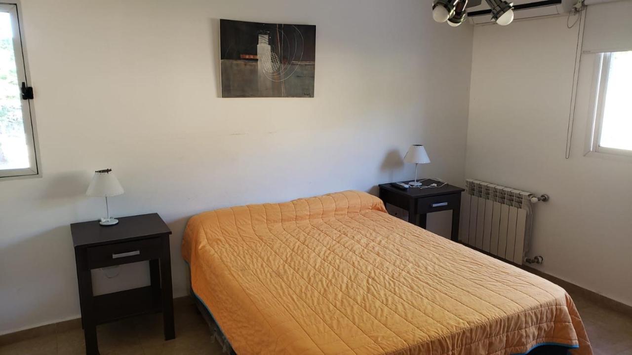 Сasa de vacaciones Espectacular Casa 3516 Estilo Minimalista 157 Carlos Paz 157 *
