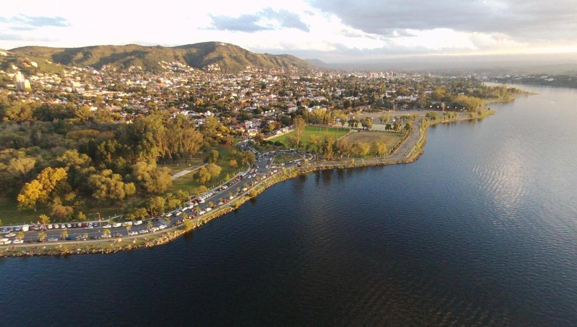 Vacaciones Diferentes 25 De Mayo * Villa Carlos Paz